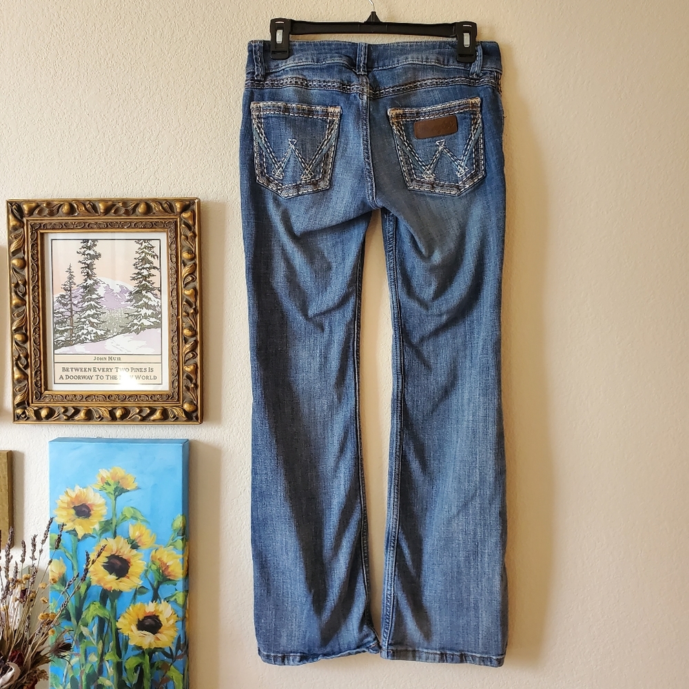 Wrangler Boot Cut Premium Patch Jeans 3x30 🌻